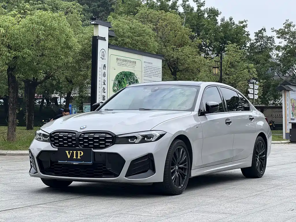 BMW 3 Series 2023