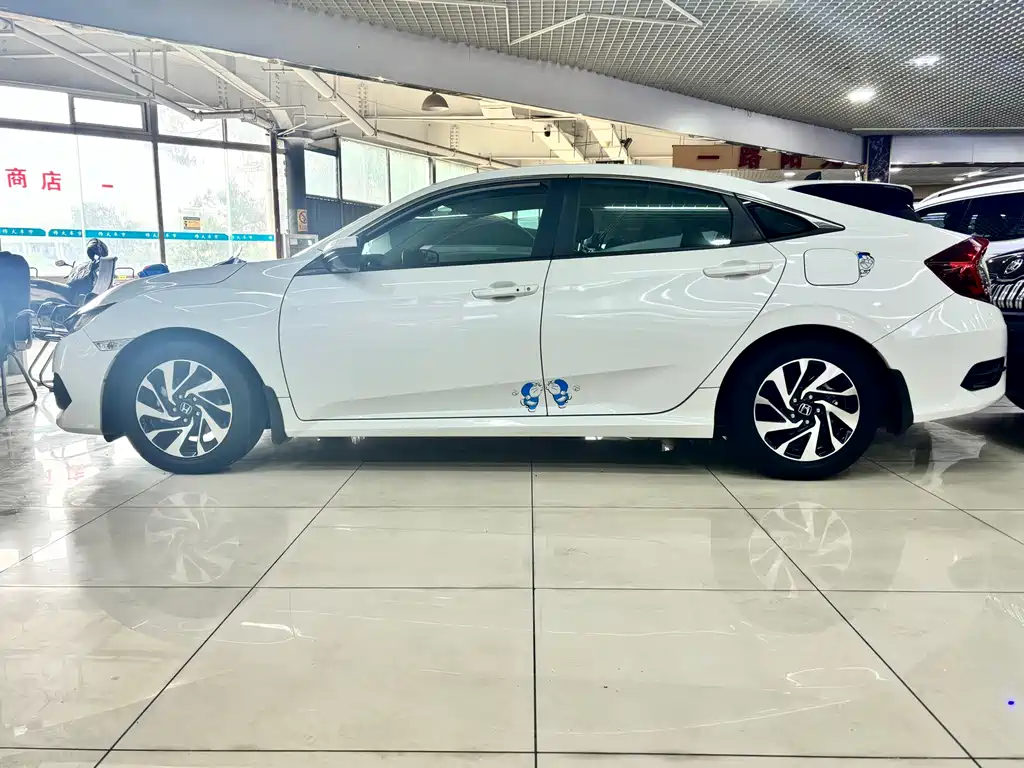 Honda Civic 2019 220TURBO CVT VI