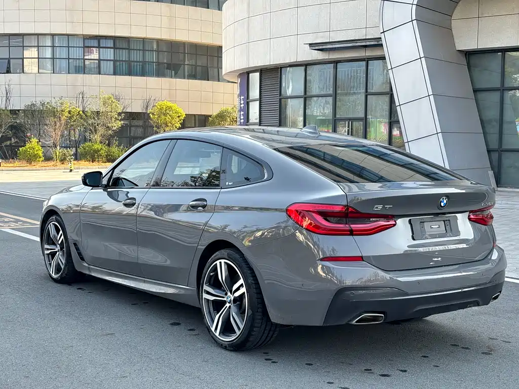 BMW 6 SERIES GT