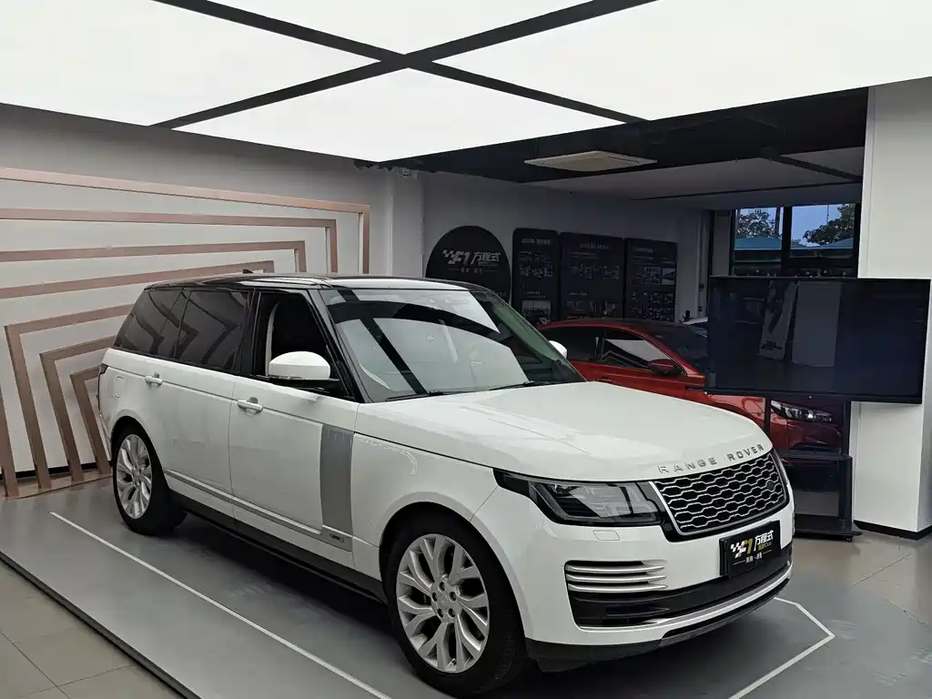 Land Rover Range Rover 2018 3.0 SC V6 Vogue SE Long Wheelbase
