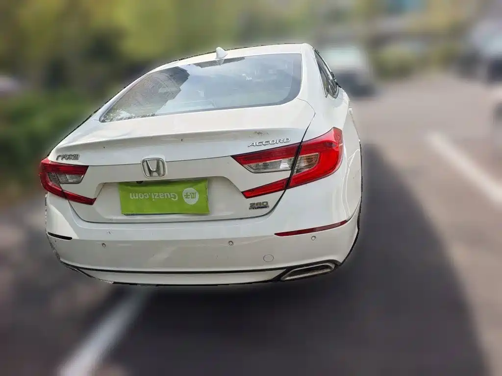 Honda Accord — миниатюра 5