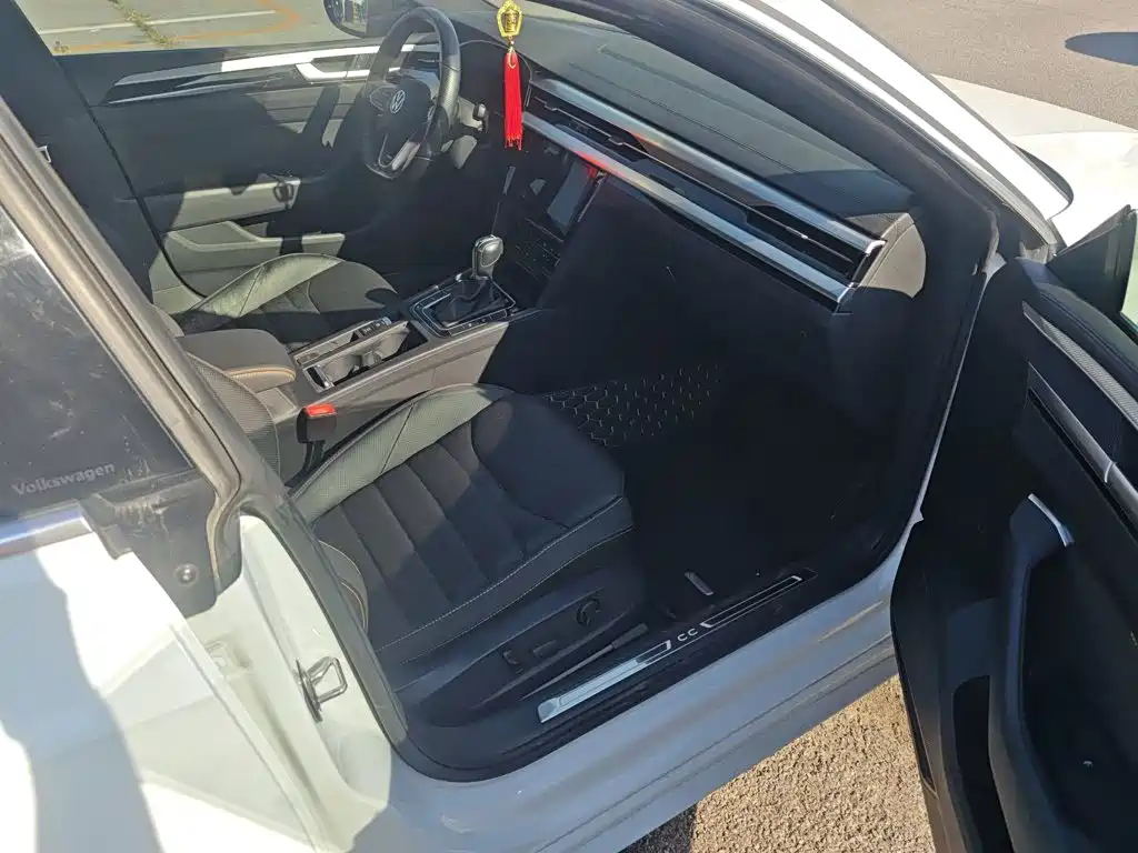 Volkswagen CC — миниатюра 17