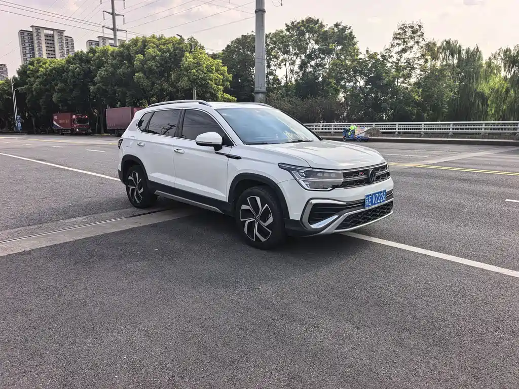 Volkswagen Tharu — миниатюра 3