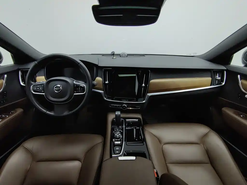 Volvo S90 PHEV — миниатюра 5