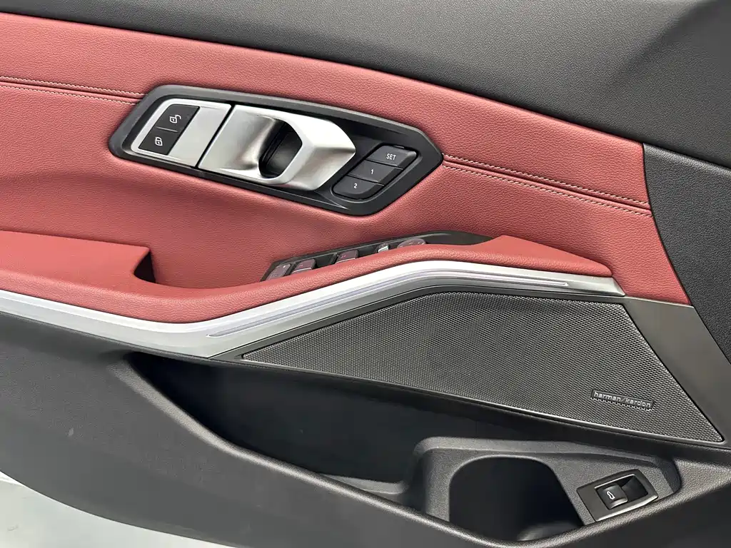 BMW 3 Series — миниатюра 9