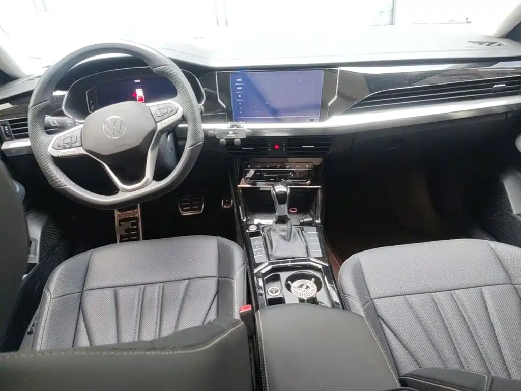 Volkswagen Passat — миниатюра 10
