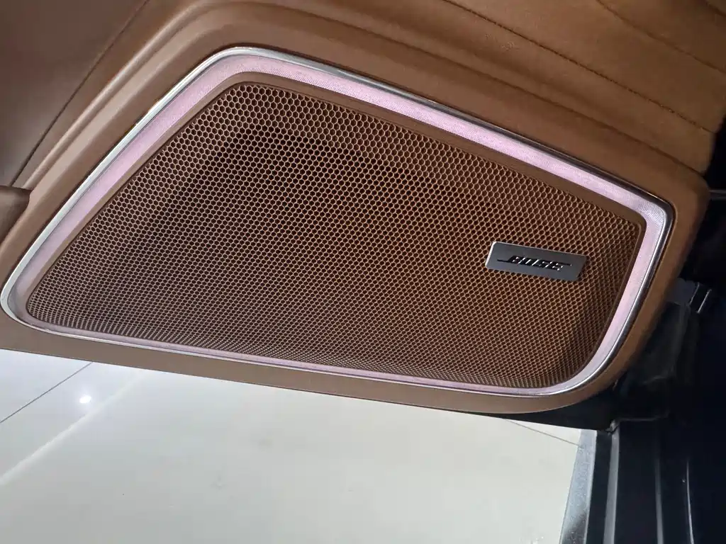 Porsche Panamera — миниатюра 13