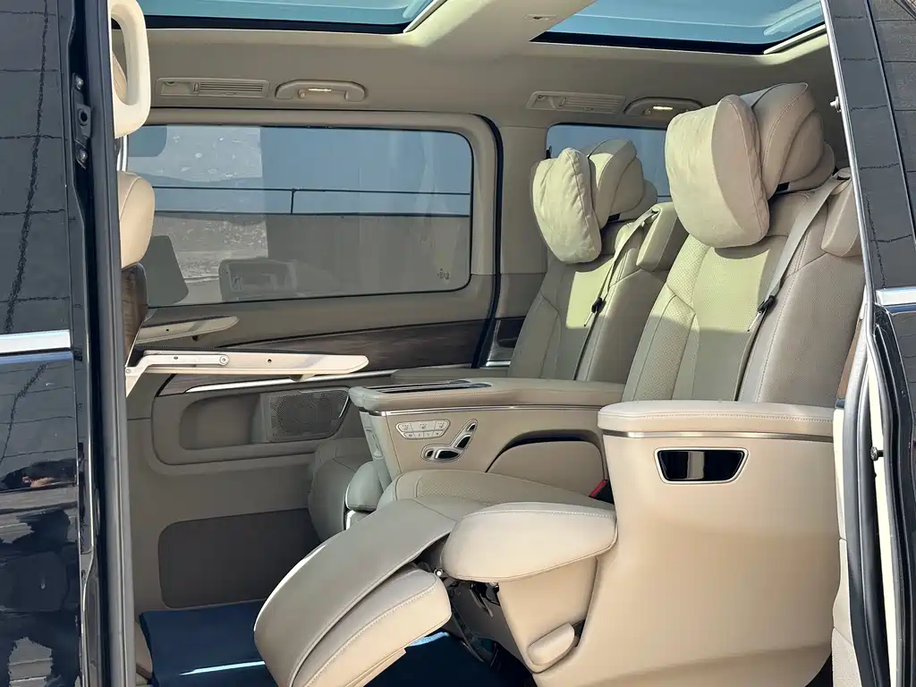 MERCEDES-BENZ V CLASS