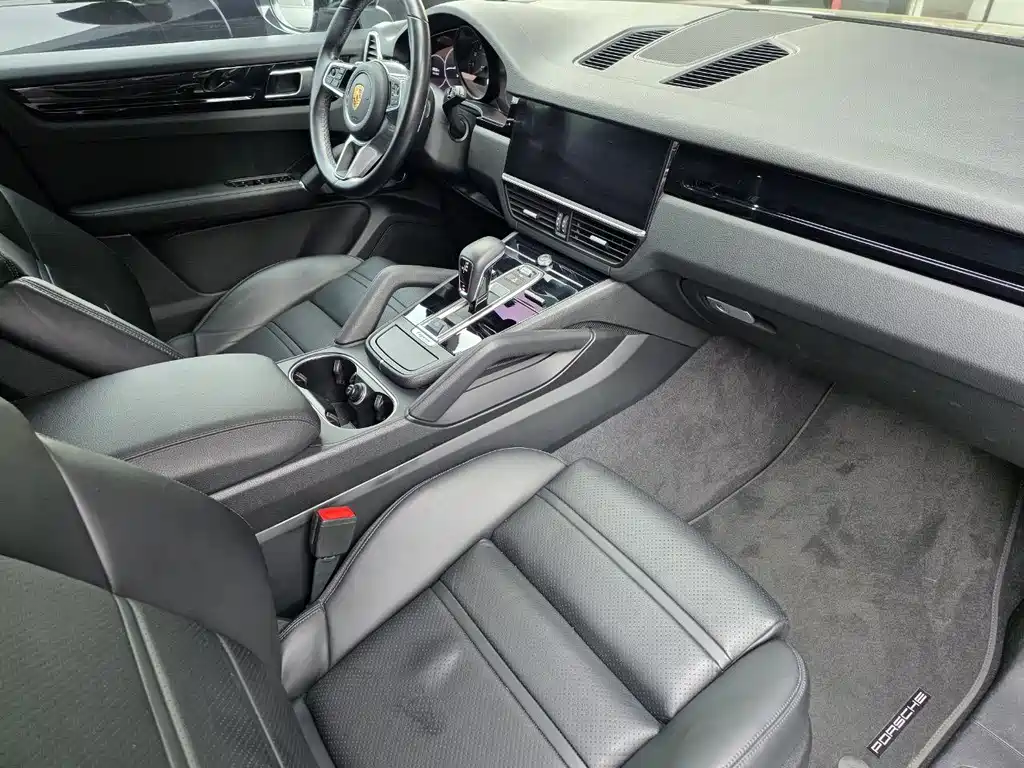 Porsche Cayenne 2018 Cayenne 3.0T
