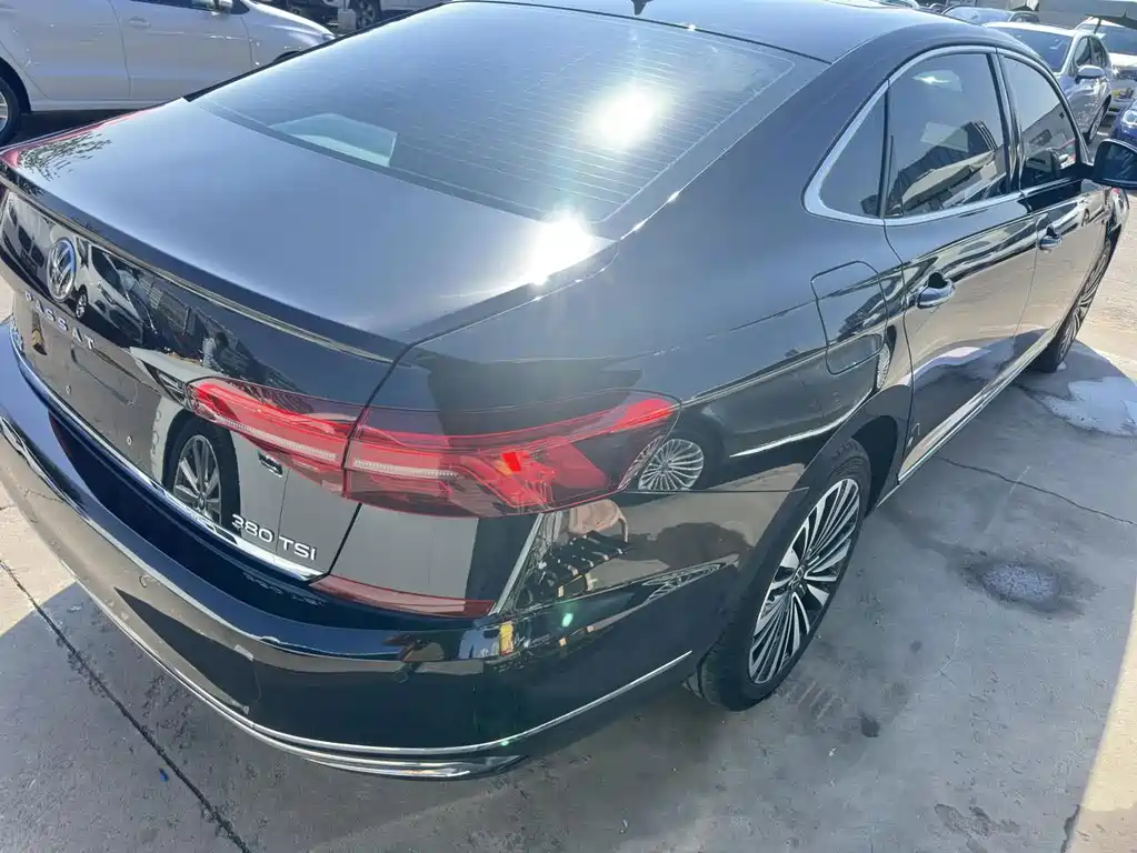 Volkswagen Passat — миниатюра 3