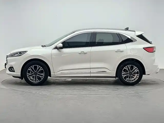 Ford Escape — миниатюра 3