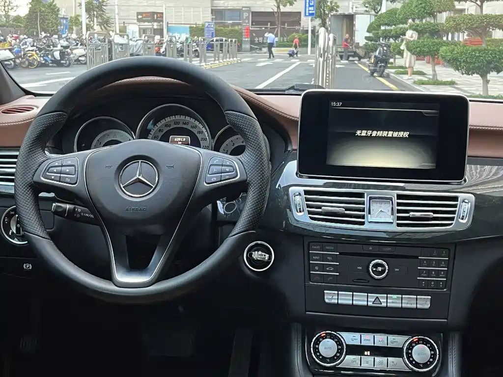 Mercedes-Benz CLS — миниатюра 13