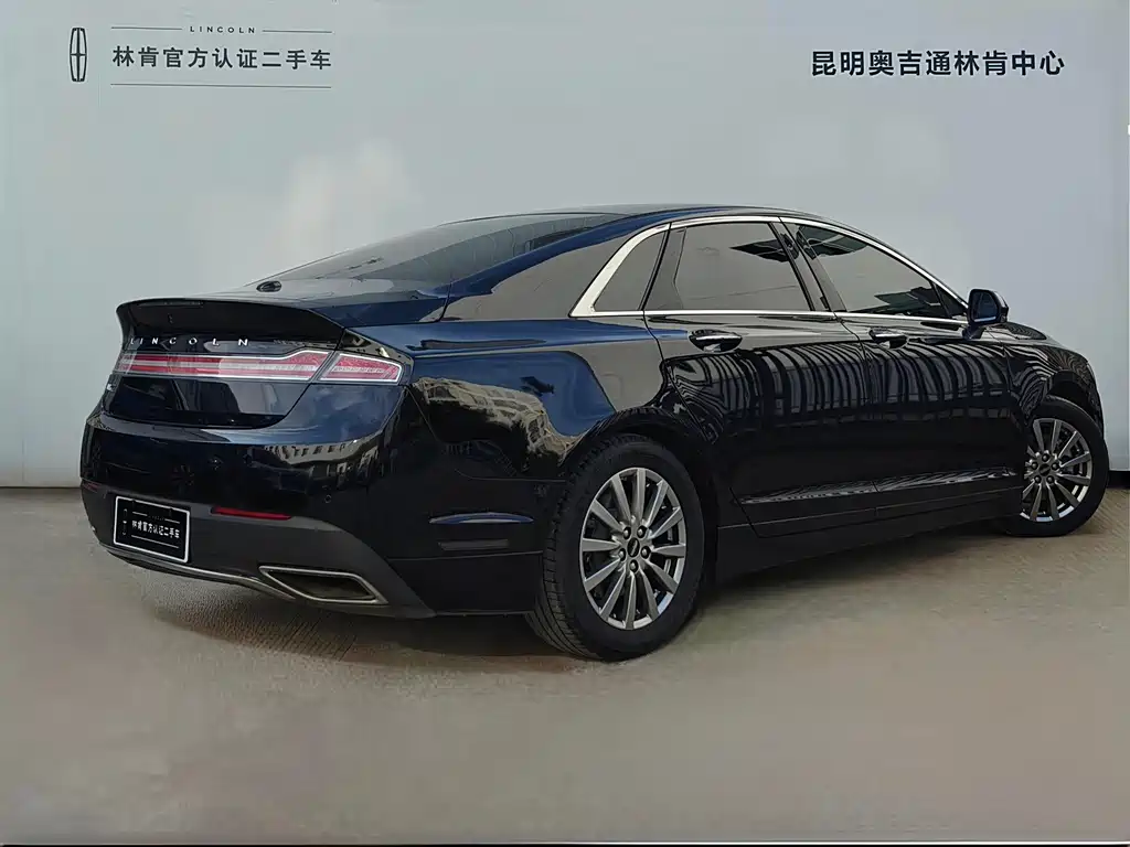 LINCOLN MKZ