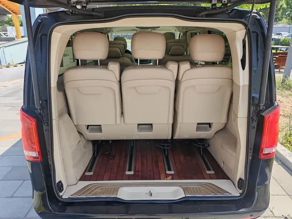 Mercedes-Benz V-Class V 2016 V 260 L Luxury Long Wheelbase