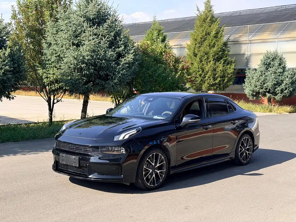 Lynk & Co 03 — миниатюра 3