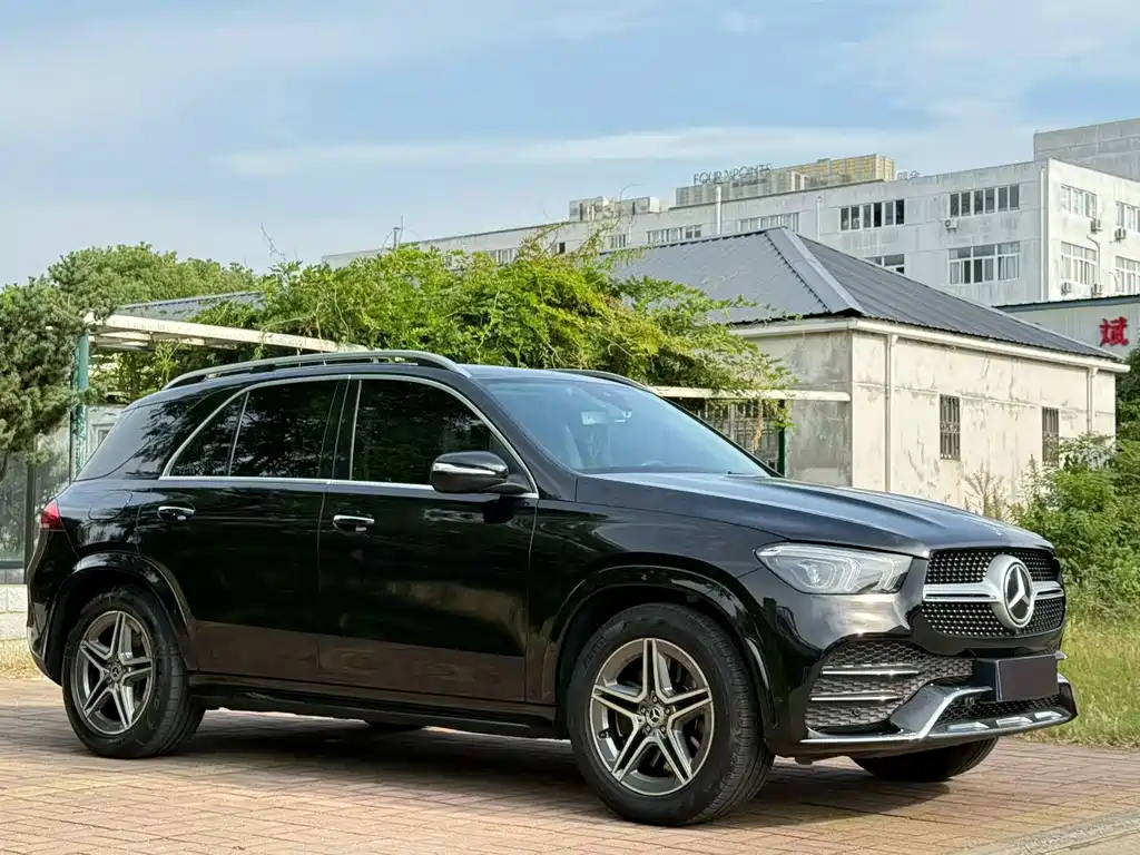 Mercedes-Benz GLE (Import) — миниатюра 3