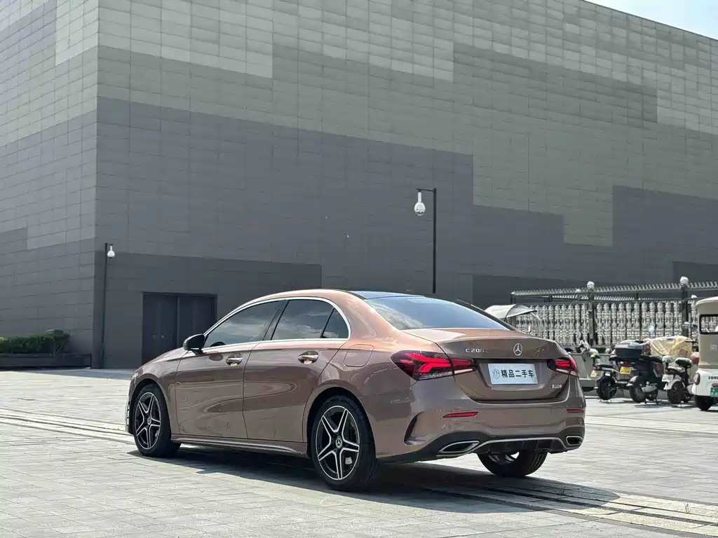 Mercedes-Benz A-Class — миниатюра 7
