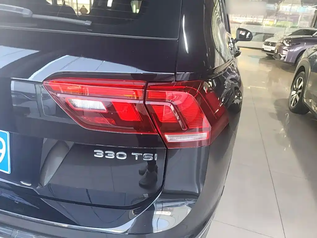 Volkswagen Tiguan L — миниатюра 8