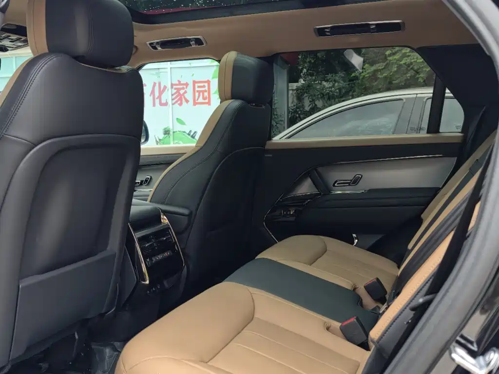 Land Rover Sport — миниатюра 8