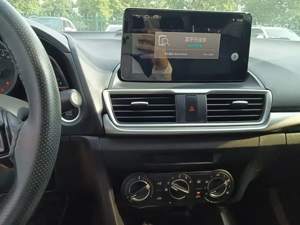 Mazda 3 Axela — миниатюра 13