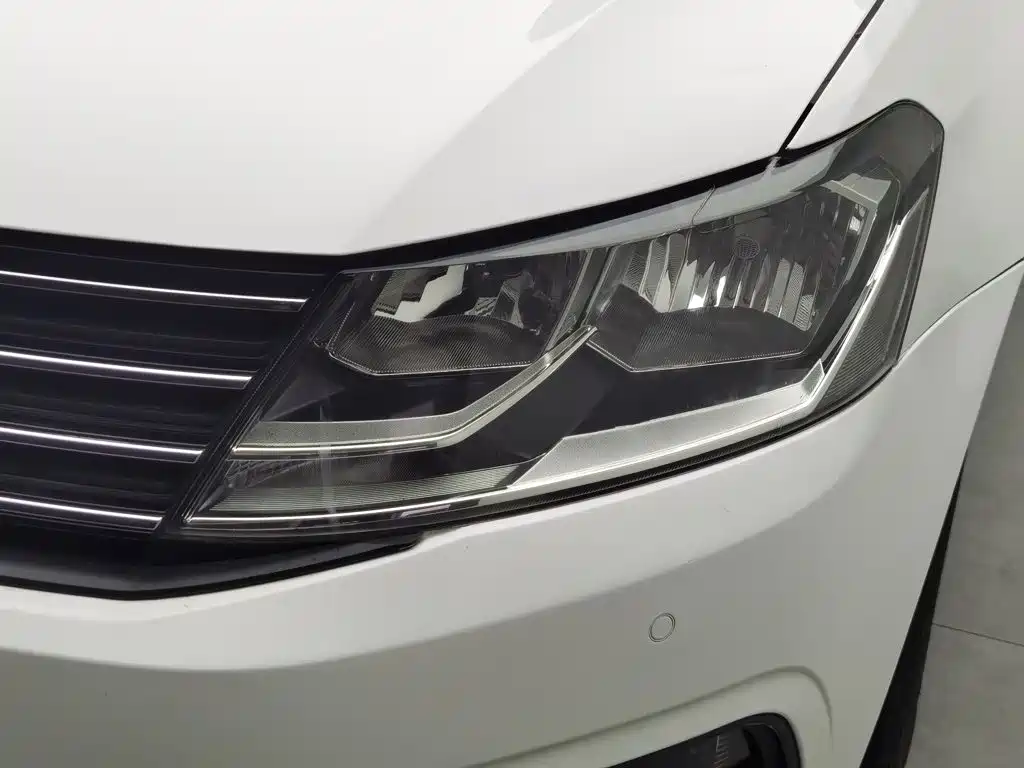 Volkswagen Lavida — миниатюра 7
