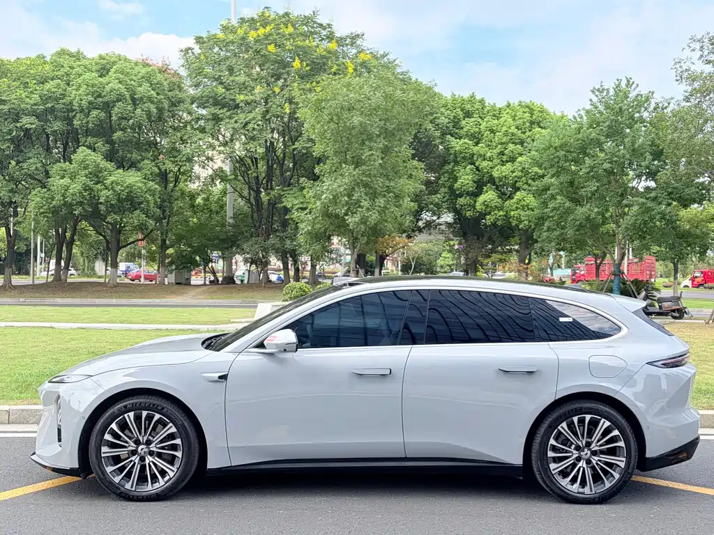 NIO ET5T — миниатюра 4