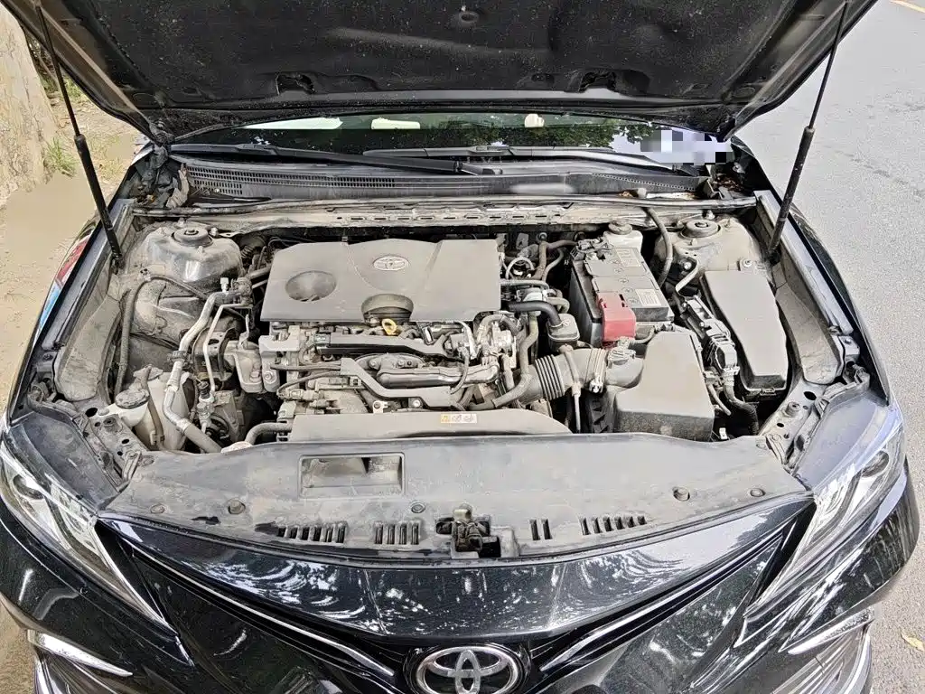Toyota Camry — миниатюра 16