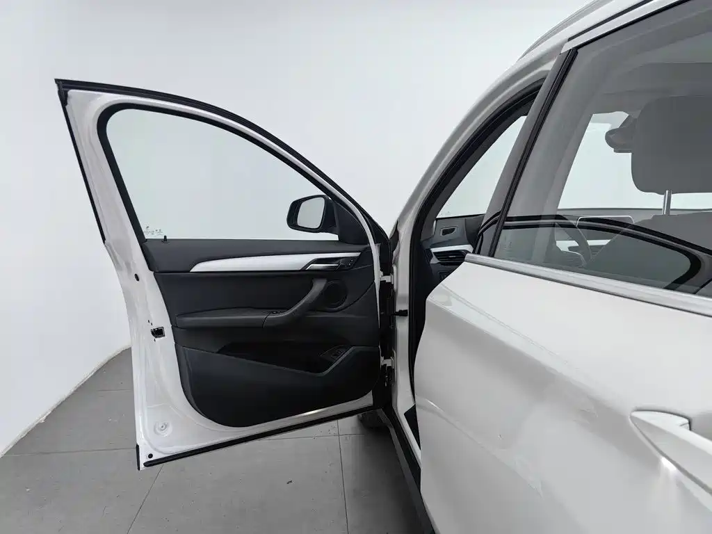 BMW X1 — миниатюра 8