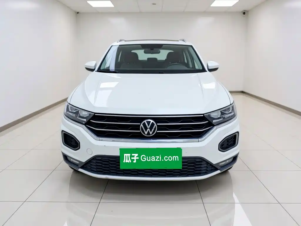 Volkswagen T-Roc — миниатюра 2