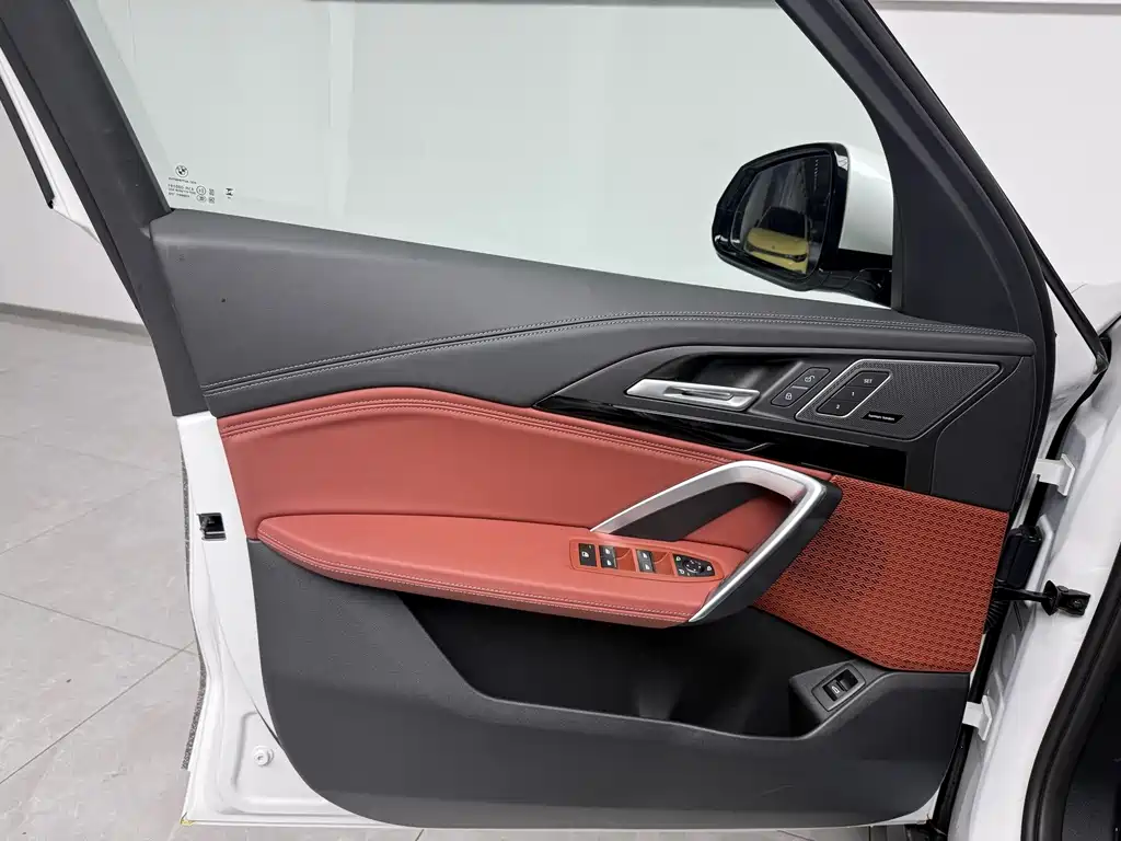 BMW X1 — миниатюра 9