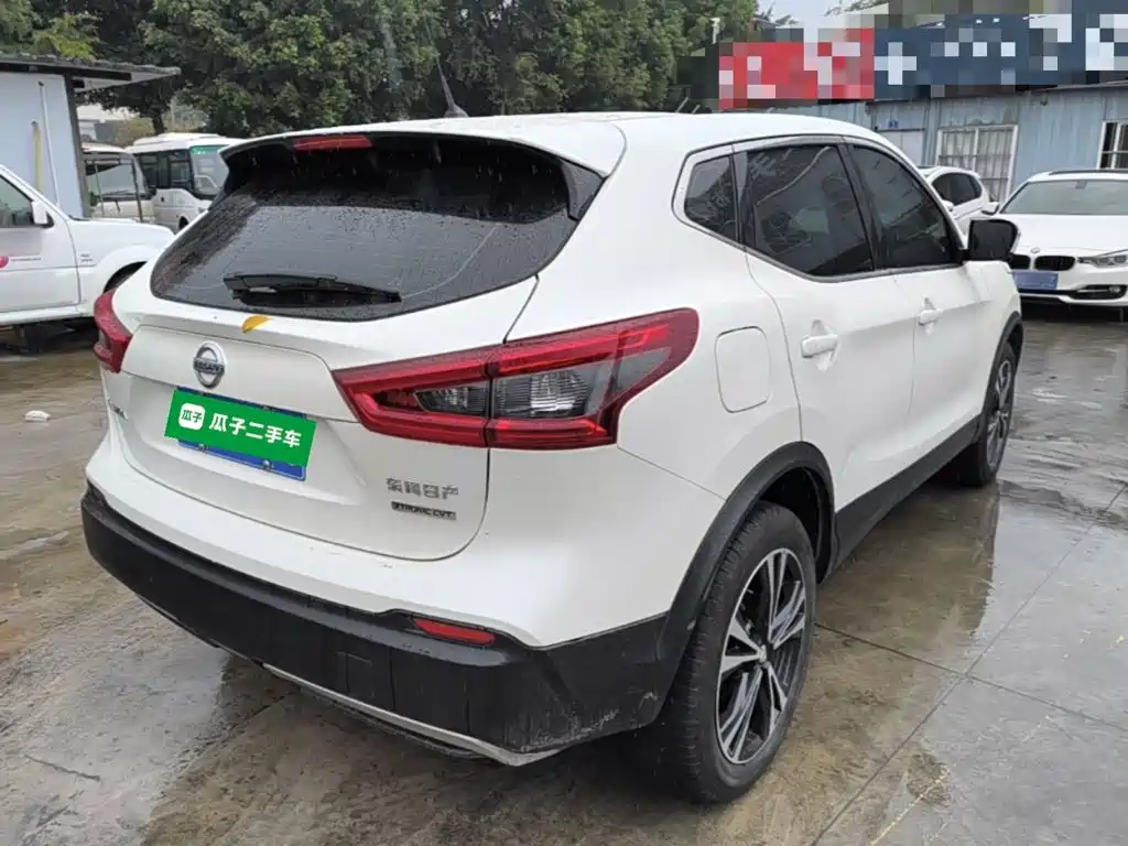 Nissan Qashqai — миниатюра 7