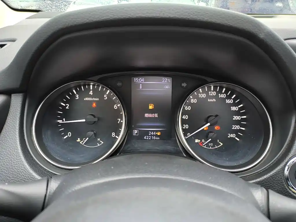 Nissan Qashqai — миниатюра 12