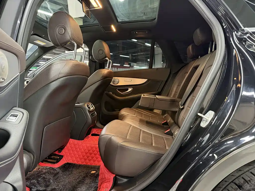 Mercedes-Benz GLC — миниатюра 10
