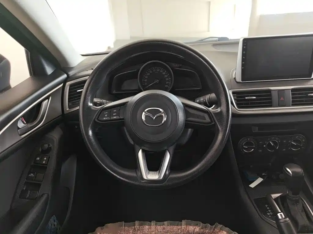Mazda 3 Axela — миниатюра 3