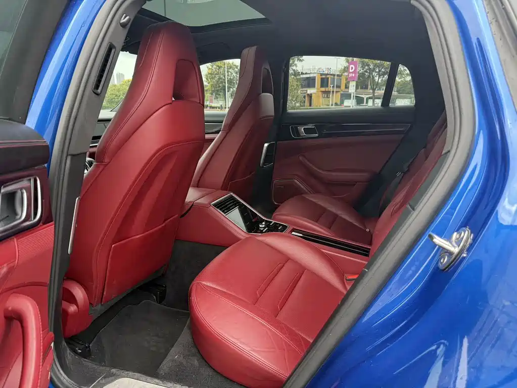 Porsche Panamera — миниатюра 12