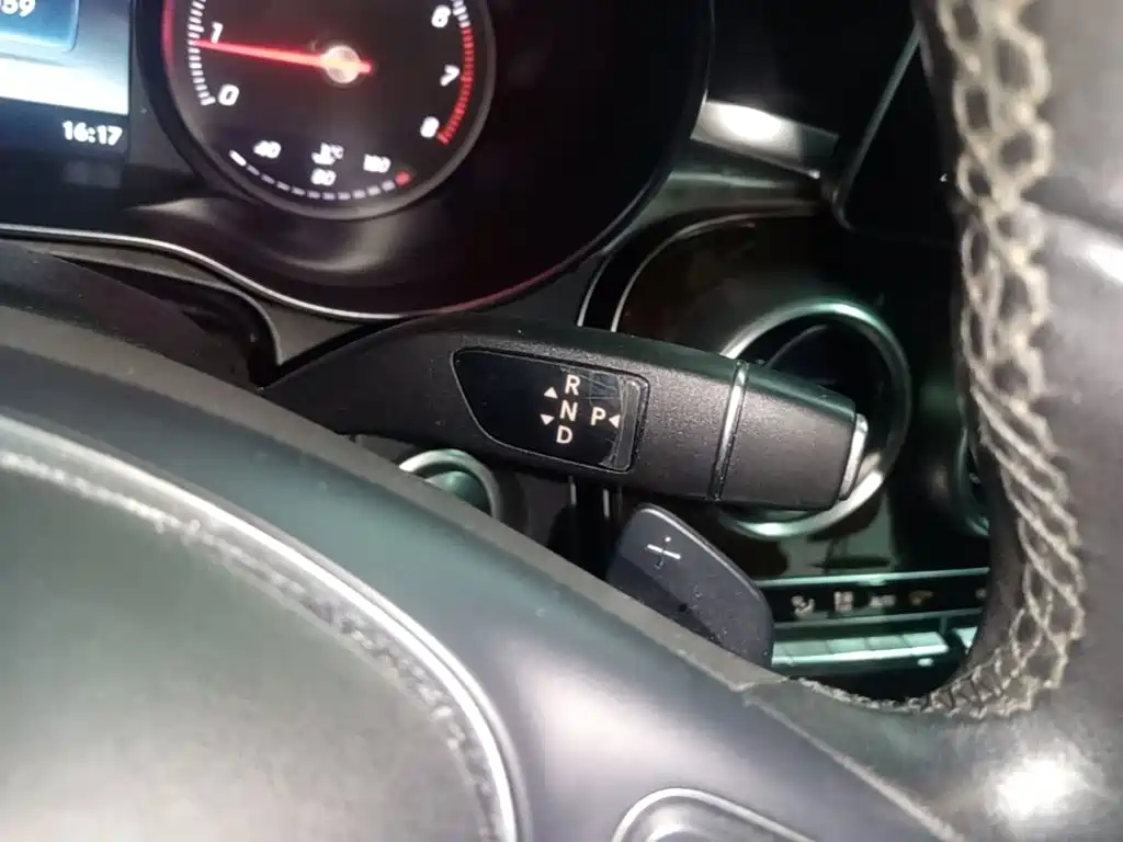 Mercedes-Benz GLC — миниатюра 14