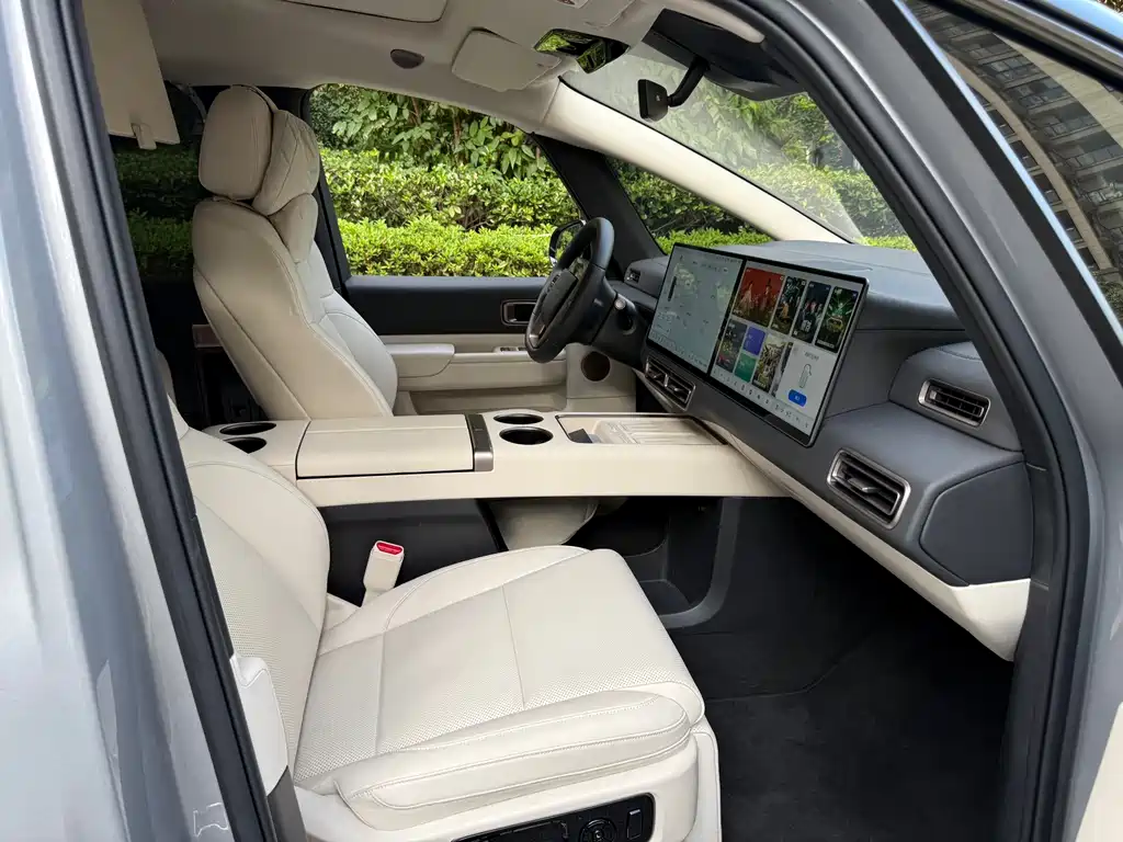 Li Auto Li MEGA — миниатюра 15