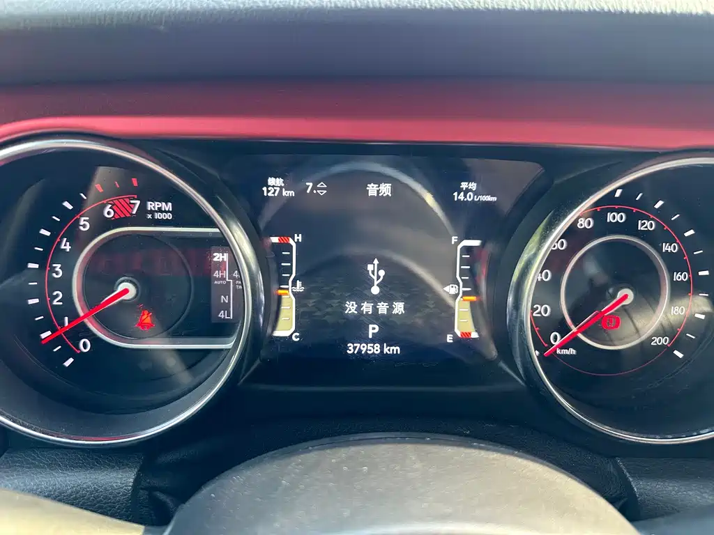 Jeep Wrangler — миниатюра 10