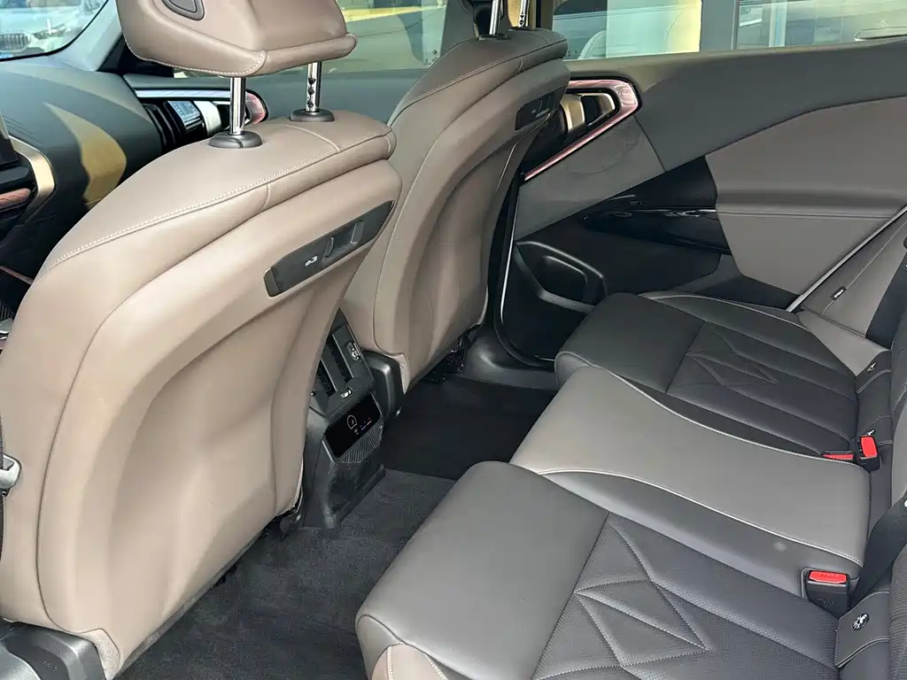 BMW X3 — миниатюра 7