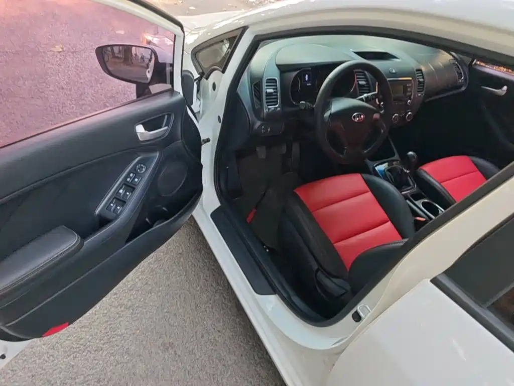 Kia K3 — миниатюра 16