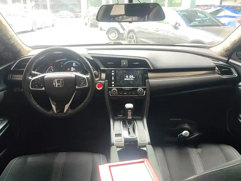 Honda Civic — миниатюра 10