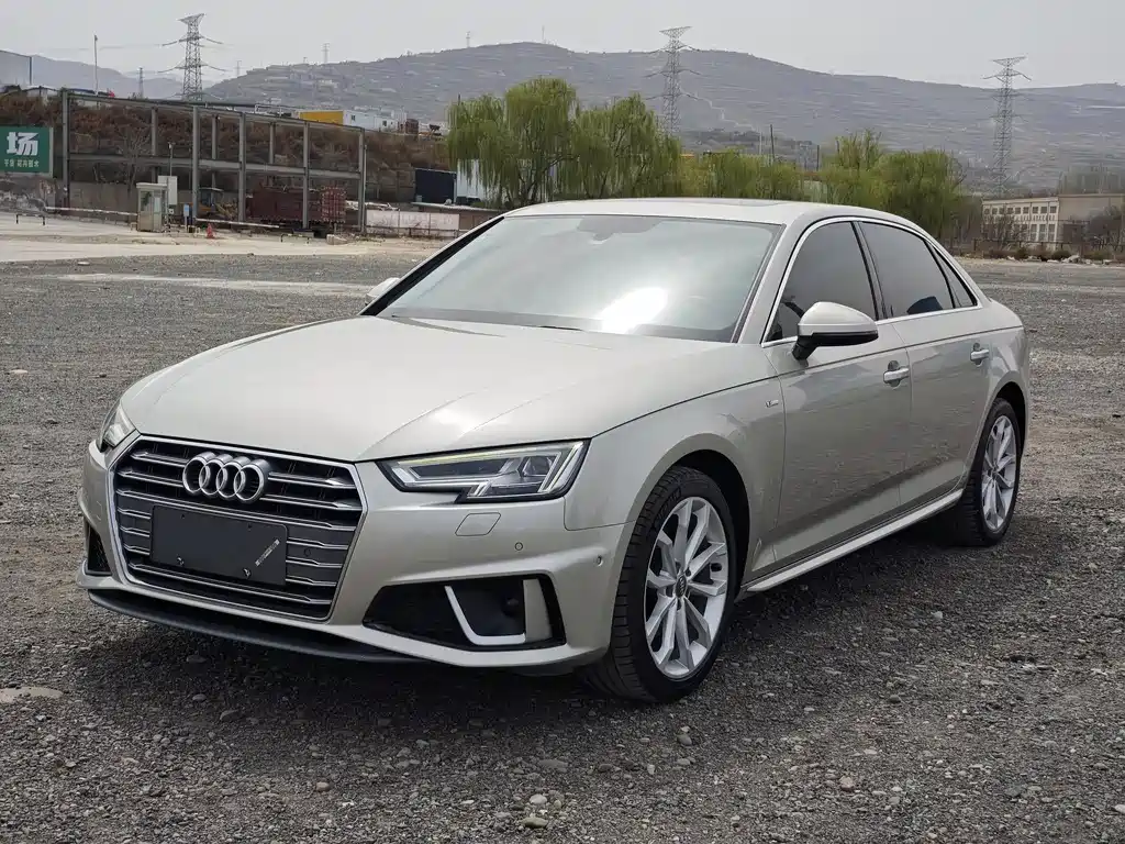 Audi A4L 2019