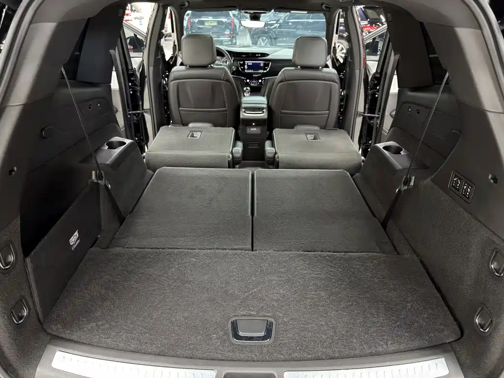 Cadillac XT6 — миниатюра 19