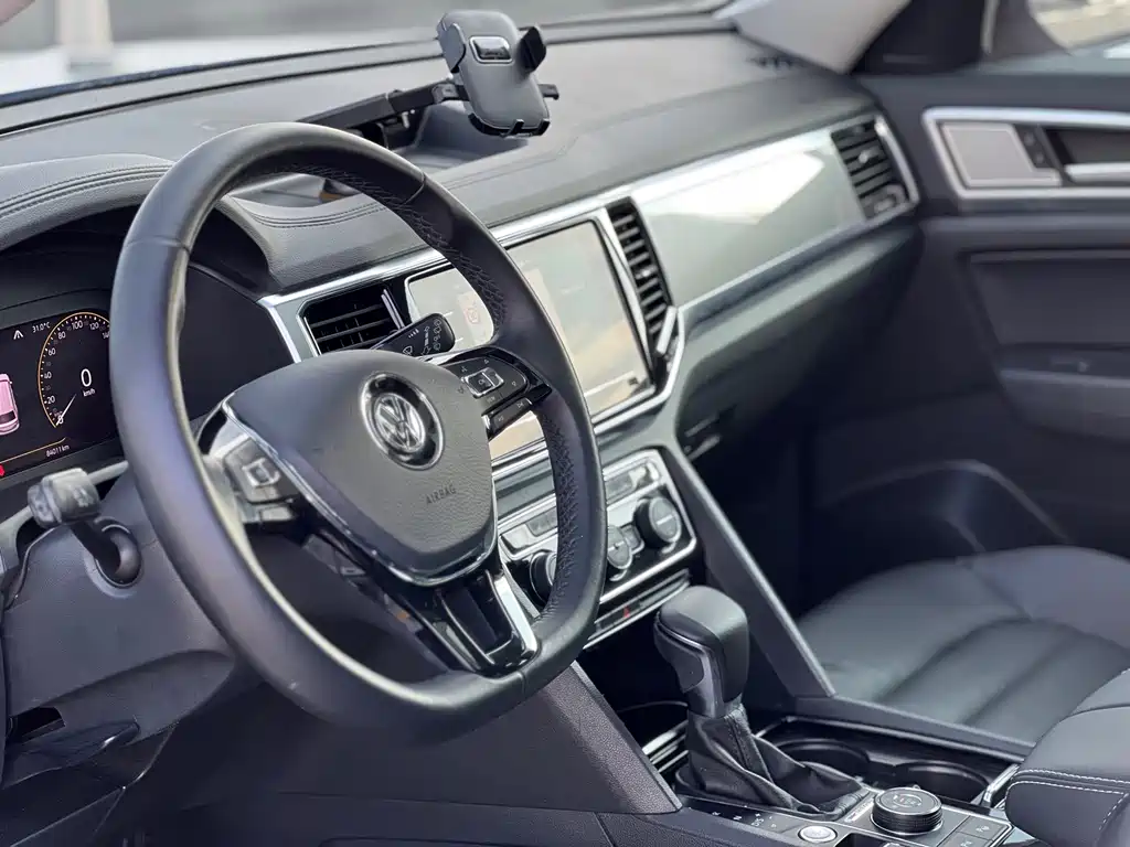 Volkswagen Teramont — миниатюра 5