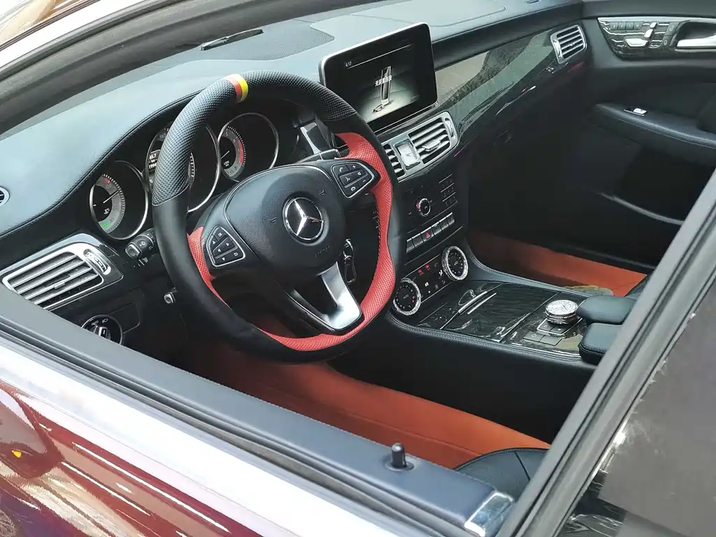 Mercedes-Benz CLS — миниатюра 12