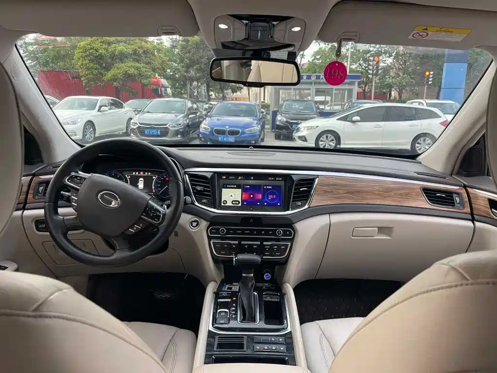 GAC Motor Trumpchi GS8 - фото 8