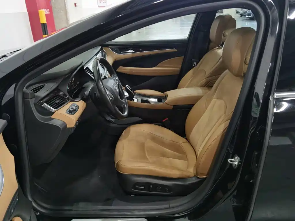 Buick LaCrosse 2016 28T Luxury