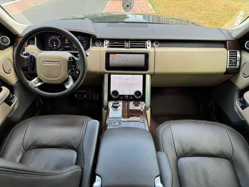 Land Rover Range Rover — миниатюра 6
