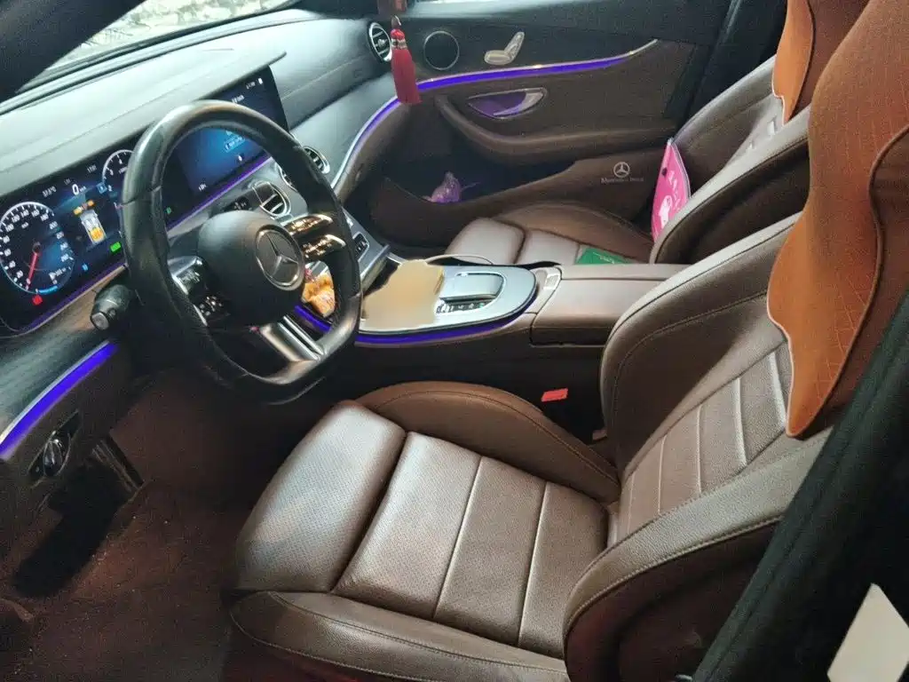 Mercedes-Benz E-Class — миниатюра 8