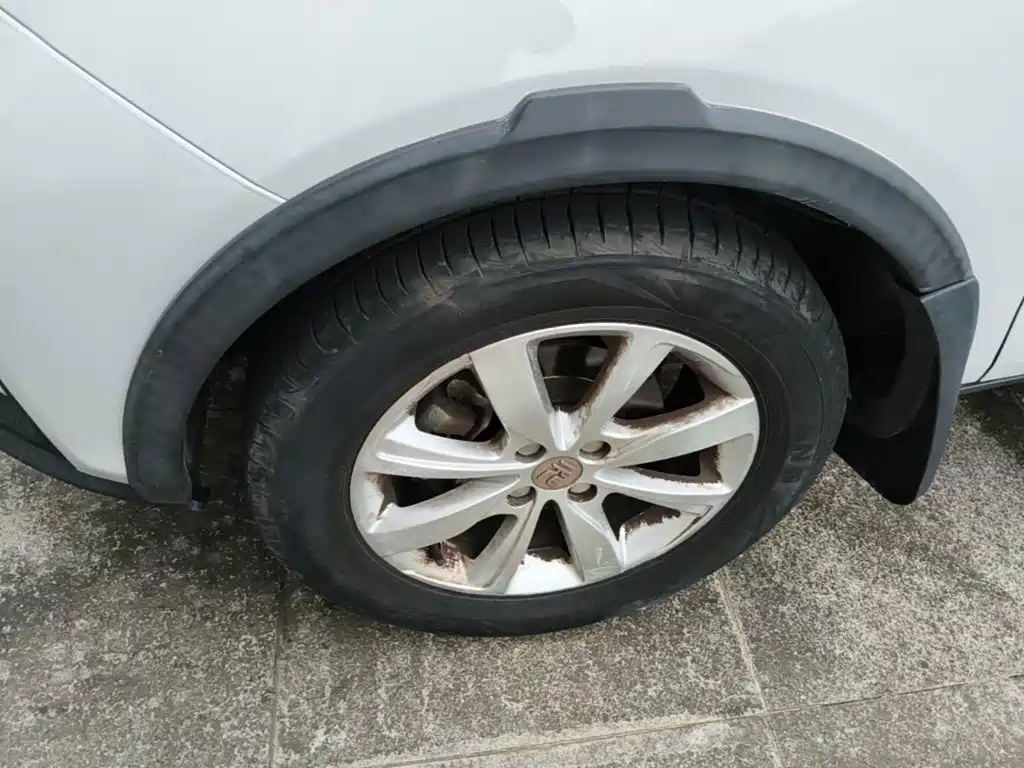 BYD Yuan — миниатюра 23